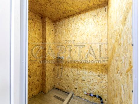 комерційна за адресою Соснова вул., 1