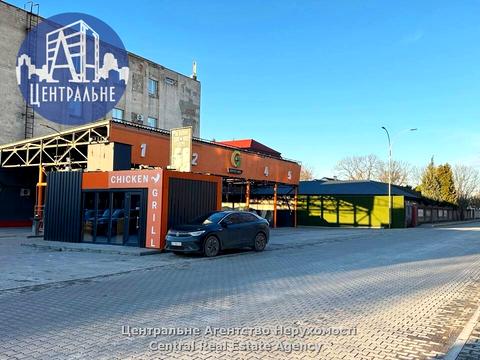 комерційна за адресою Руська вул., 242