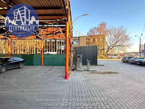 комерційна за адресою Руська вул., 242