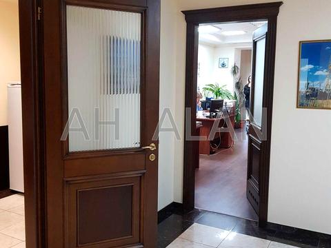 комерційна за адресою Київ, Ірининська вул., 5/24