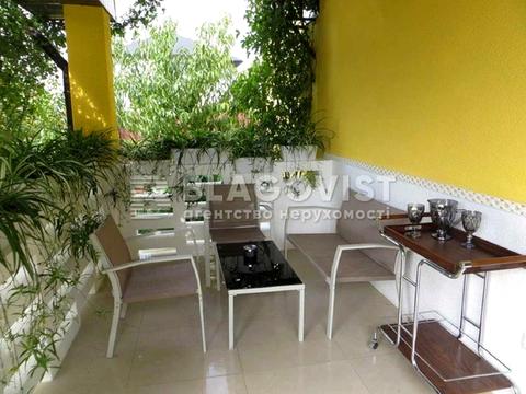 будинок за адресою Серпнева