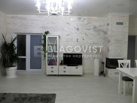 будинок за адресою Серпнева