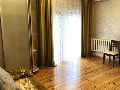 будинок за адресою Павла Загребельного вул. (Миколи Раєвського)