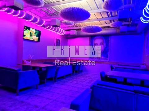 комерційна за адресою Хрещатик вул. (Kreschatic), 12