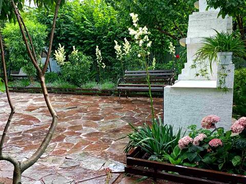 будинок за адресою Серпнева