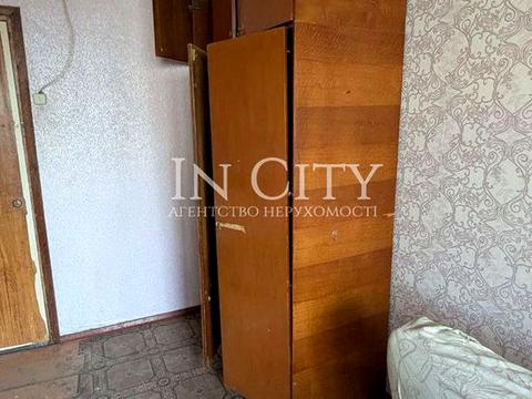 квартира по адресу Червоной Калины просп. (Владимира Маяковского), 37-А