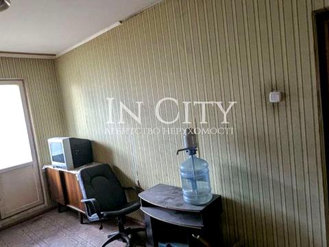 квартира по адресу Червоной Калины просп. (Владимира Маяковского), 37-А