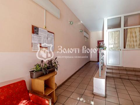 квартира за адресою Шота Руставелі вул., 44