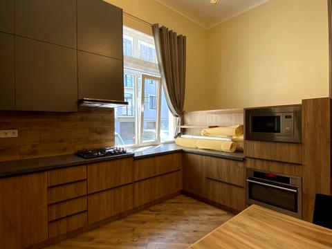 квартира за адресою Євгена Озаркевича вул., 22