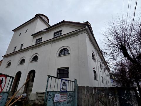 комерційна за адресою Кардинала Любомира Гузара вул., 28