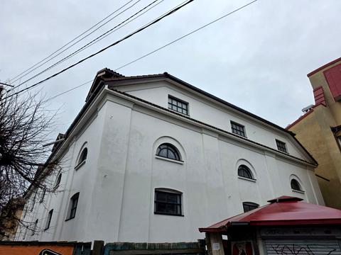 комерційна за адресою Кардинала Любомира Гузара вул., 28