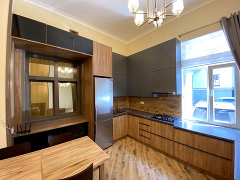 квартира за адресою Євгена Озаркевича вул., 22