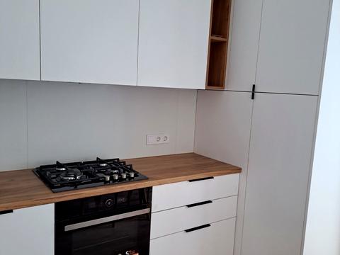 квартира за адресою Андрія Мельника вул., 10