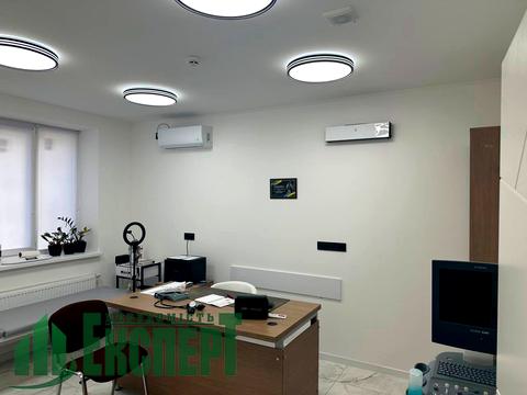 комерційна за адресою Героїв Харкова просп. (Московський), 270в