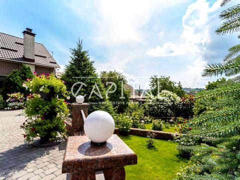 будинок за адресою Миколи Миклухи-Маклая вул. (Дежнєва), 7