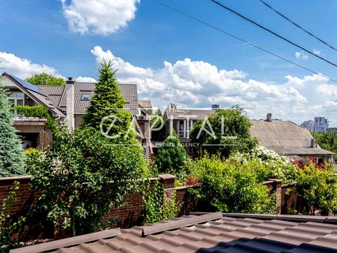 будинок за адресою Миколи Миклухи-Маклая вул. (Дежнєва), 7