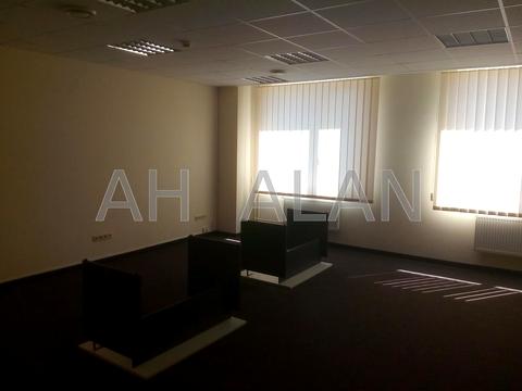 комерційна за адресою Сім'ї Прахових вул. (Гайдара), 22