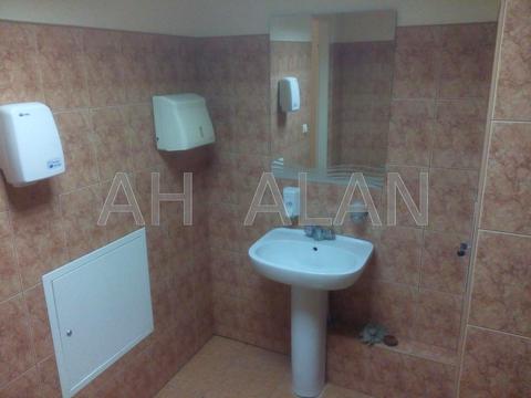 комерційна за адресою Сім'ї Прахових вул. (Гайдара), 22