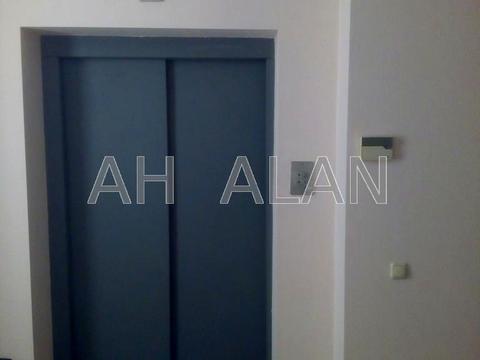 комерційна за адресою Сім'ї Прахових вул. (Гайдара), 22