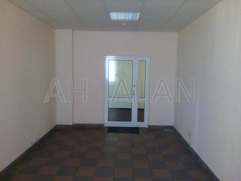 комерційна за адресою Сім'ї Прахових вул. (Гайдара), 22