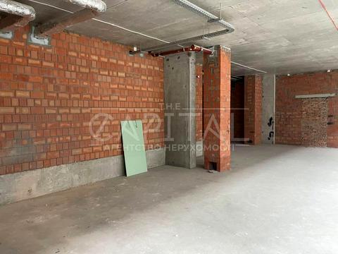 комерційна за адресою Предславинська вул., 57