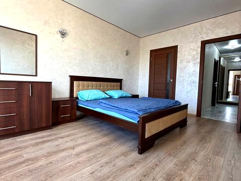 квартира за адресою Джорджа Вашингтона вул. (Батальна), 1