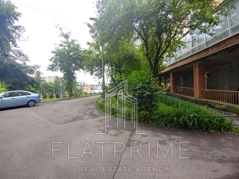 коммерческая по адресу Михаила Грушевского ул., 34/1