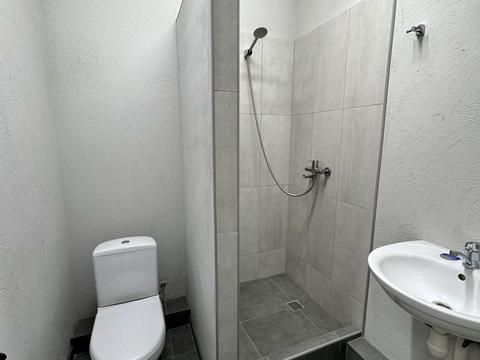 комерційна за адресою Максима Шимка вул. (Карла Маркса), 11