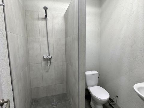 комерційна за адресою Максима Шимка вул. (Карла Маркса), 11