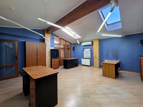 коммерческая по адресу Кардинала Любомира Гузара ул., 34