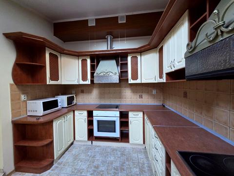 коммерческая по адресу Кардинала Любомира Гузара ул., 34