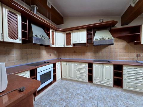 коммерческая по адресу Кардинала Любомира Гузара ул., 34