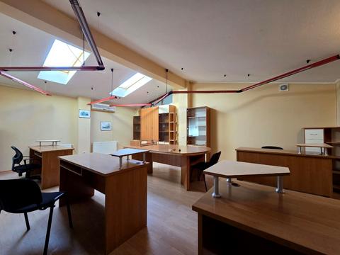 коммерческая по адресу Кардинала Любомира Гузара ул., 34