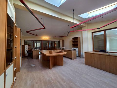 коммерческая по адресу Кардинала Любомира Гузара ул., 34