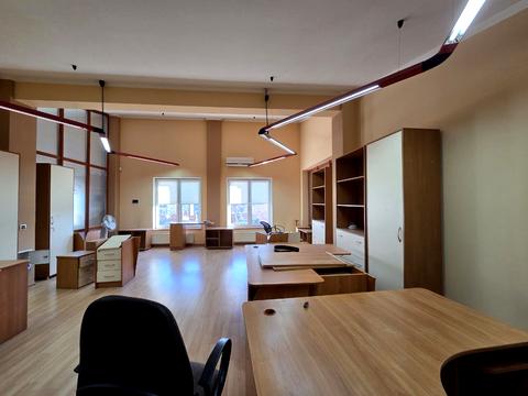 коммерческая по адресу Кардинала Любомира Гузара ул., 34