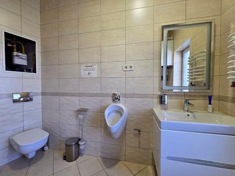 коммерческая по адресу Кардинала Любомира Гузара ул., 34