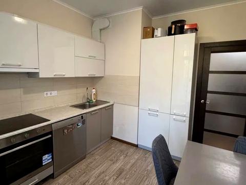 квартира по адресу Академика Заболотного ул., 15