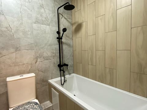 квартира за адресою Романа Левицького вул., 4