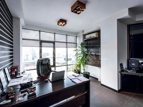 комерційна за адресою Велика Васильківська вул. (Червоноармійська), 72