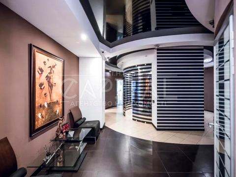 комерційна за адресою Велика Васильківська вул. (Червоноармійська), 72