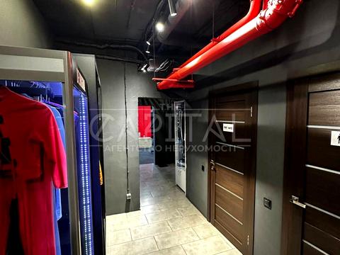 комерційна за адресою Звіринецька вул., 47