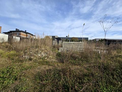 участок по адресу лучано паваротті