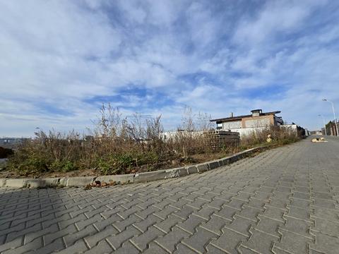 участок по адресу лучано паваротті