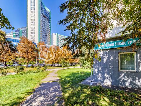 комерційна за адресою Вишгородська вул., 38