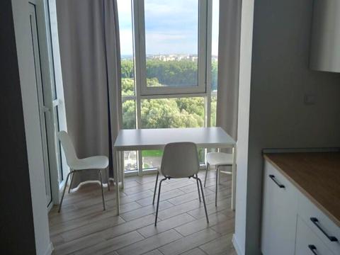 квартира по адресу Свободи ул., 20/2