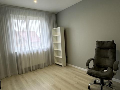 будинок за адресою Юності