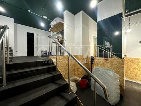 комерційна за адресою Лютеранська вул., 3