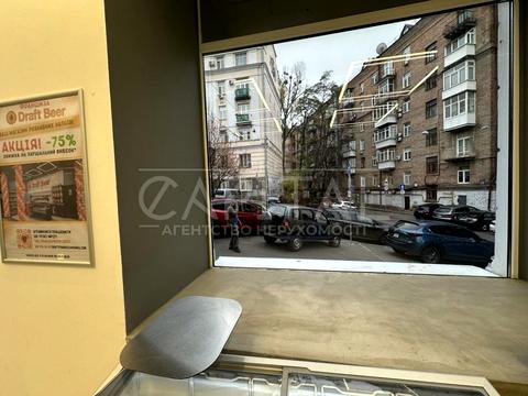 комерційна за адресою Лютеранська вул., 3