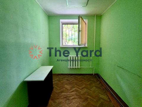 комерційна за адресою Миколи Руденка бульв. (Кольцова), 17-А