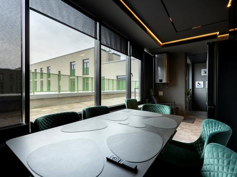 квартира за адресою Київ, Набережно-Рибальська дорога вул., 3